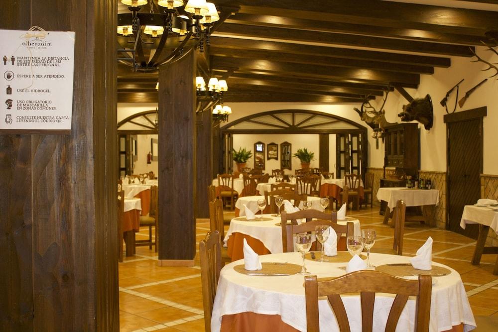 Albenzaire Hotel Asador Fuensanta  Zewnętrze zdjęcie