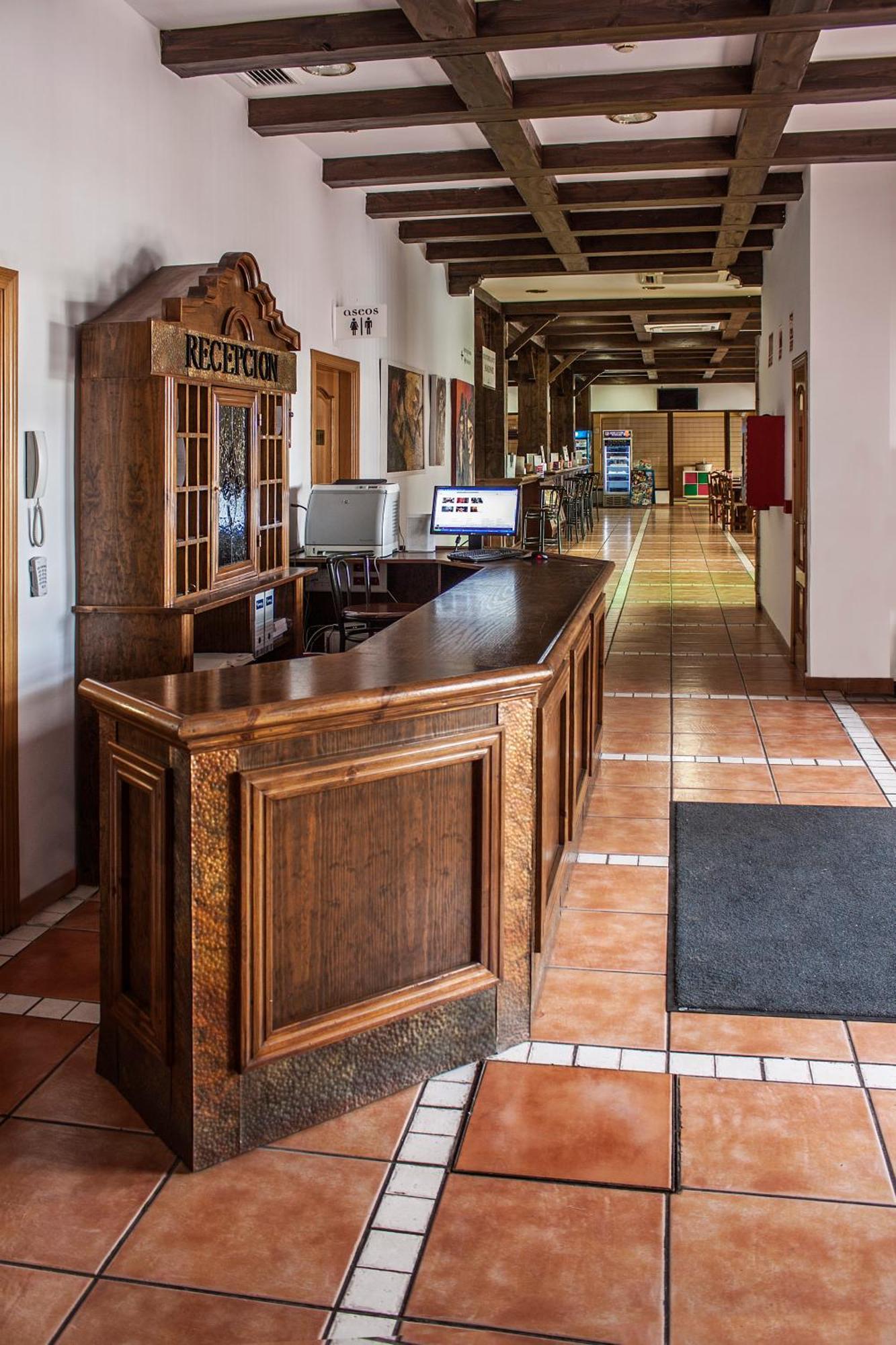 Albenzaire Hotel Asador Fuensanta  Zewnętrze zdjęcie