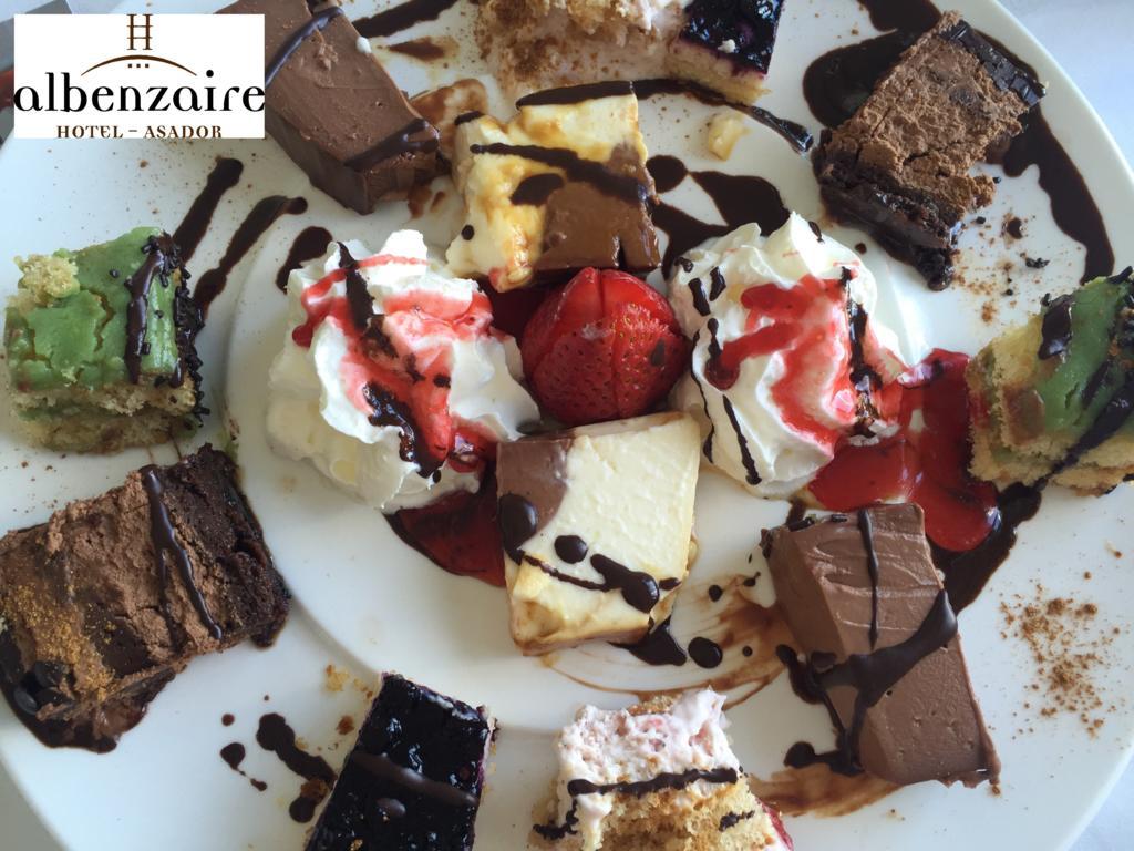 Albenzaire Hotel Asador Fuensanta  Zewnętrze zdjęcie