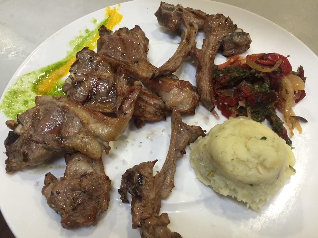 Albenzaire Hotel Asador Fuensanta  Zewnętrze zdjęcie
